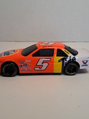 Nascar Racing Champions Ricky Rudd #5 Tide Chevy Lumina 1:24 Scale Diecast Bank